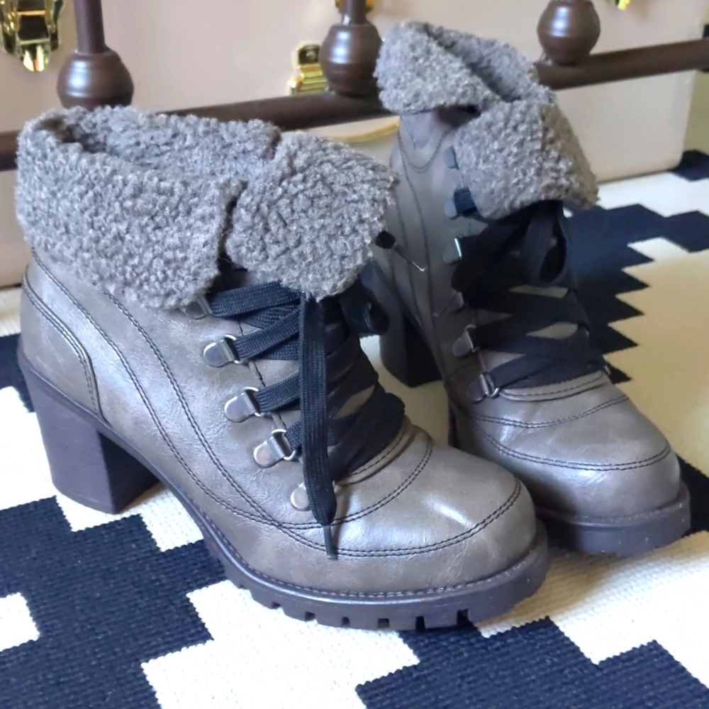 Jellypop grey chunky heel ankle booties